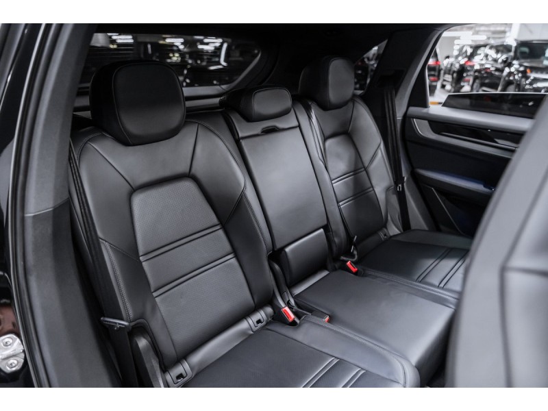 Porsche Cayenne Базовая 2024
