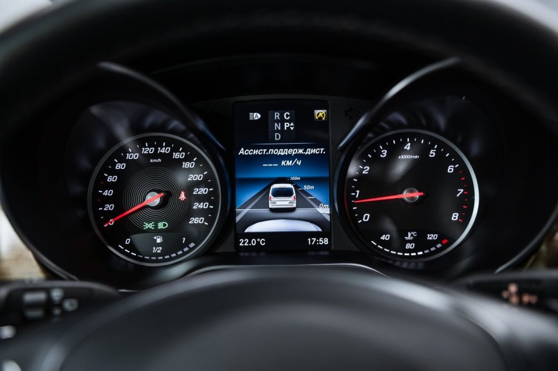 Mercedes-Benz V-Класс Premium 2023