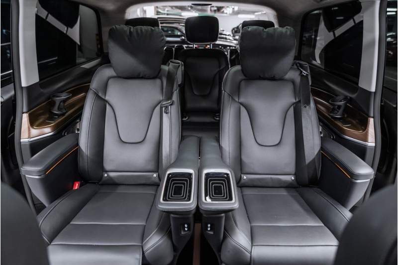 Mercedes-Benz V-Класс Premium 2023