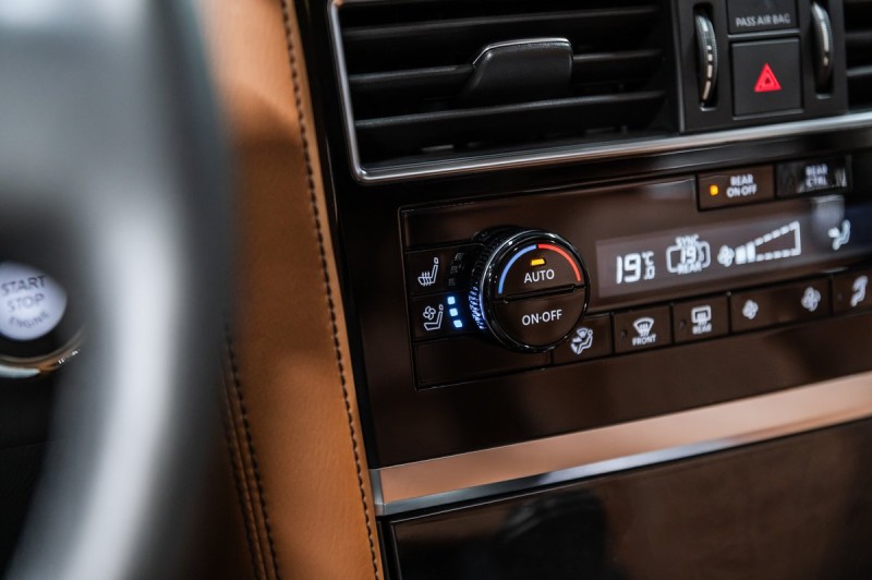 Infiniti QX80 Luxe Sensory ProACTIVE (7-местный) 2022
