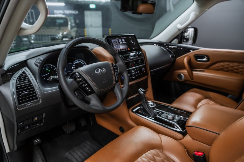 Infiniti QX80 Luxe Sensory ProACTIVE (7-местный) 2022