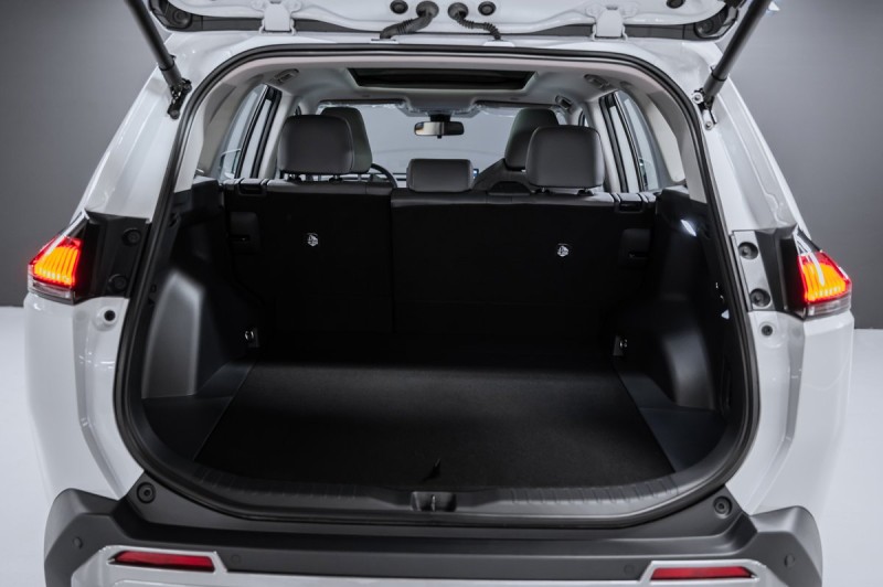 Toyota RAV4 Luxury 2026