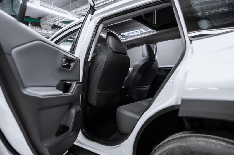 Toyota RAV4 Luxury 2026