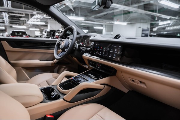 Porsche Cayenne Coupé 2025
