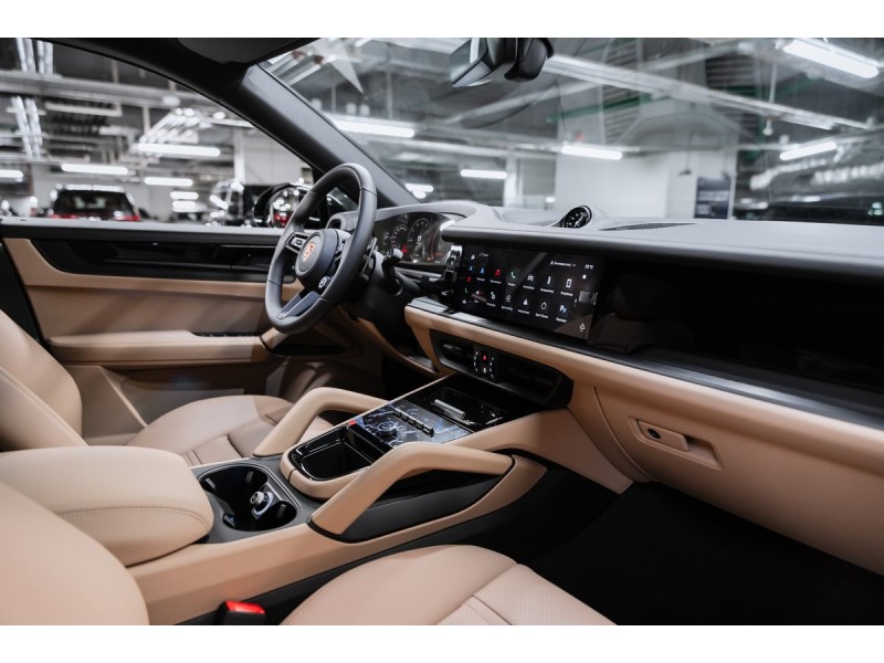 Porsche Cayenne Coupé 2025