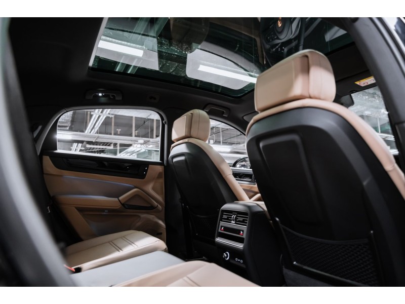 Porsche Cayenne Coupé 2025