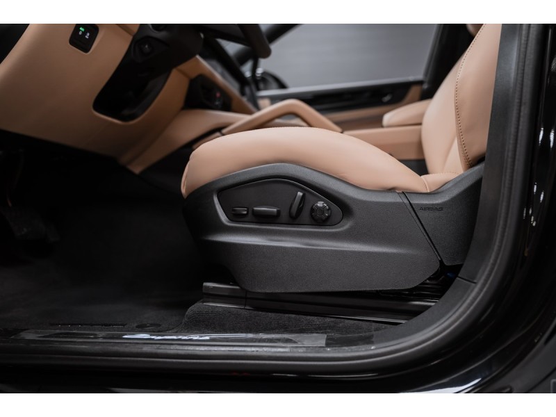 Porsche Cayenne Coupé 2025