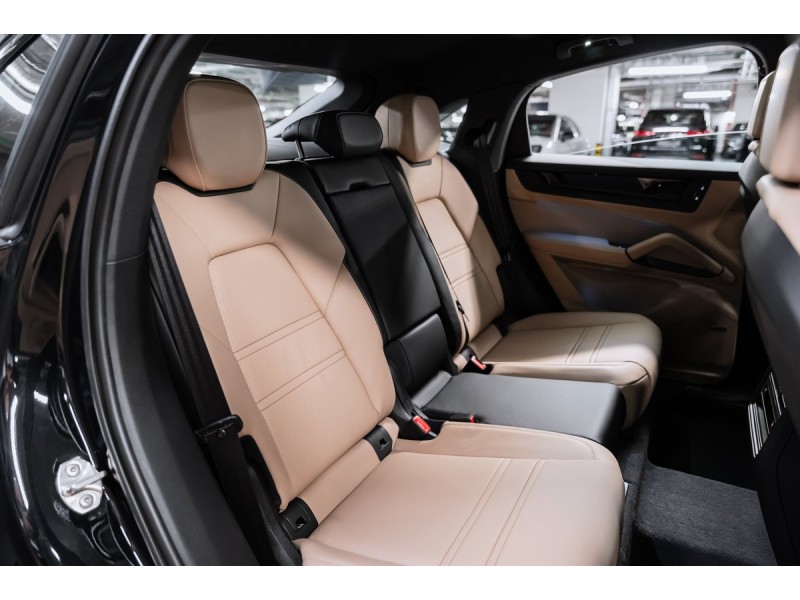 Porsche Cayenne Coupé 2025