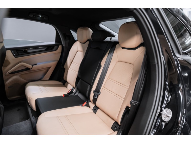 Porsche Cayenne Coupé 2025