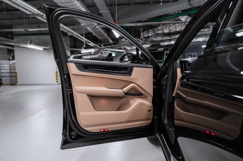 Porsche Cayenne Coupé 2025