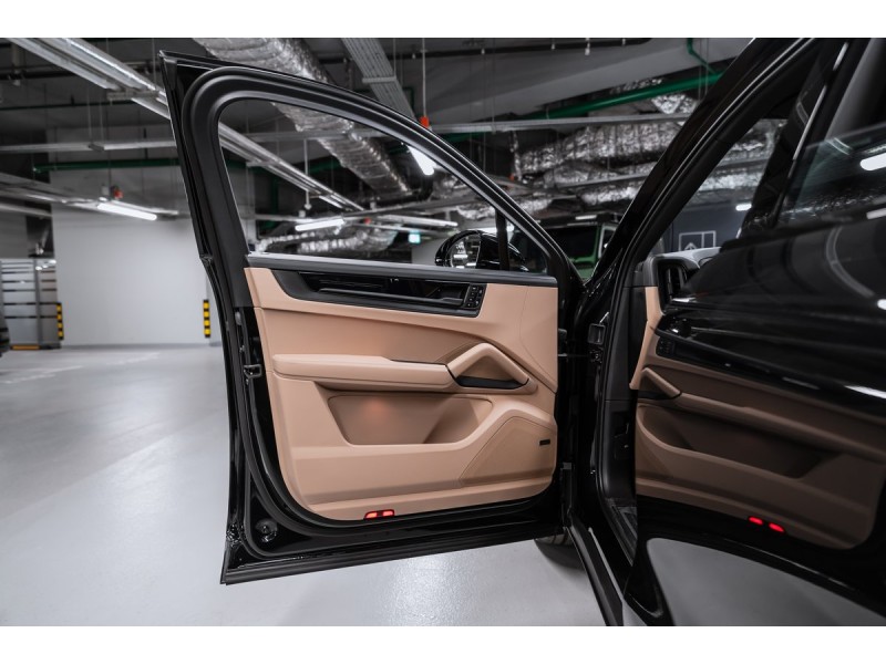 Porsche Cayenne Coupé 2025