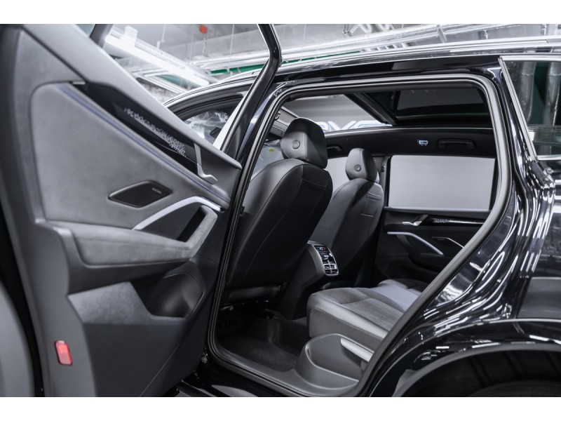 Volkswagen Tiguan R-Line Smart Leadership 2026