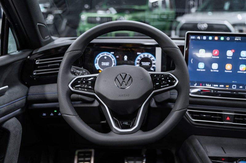 Volkswagen Tiguan R-Line Smart Leadership 2026
