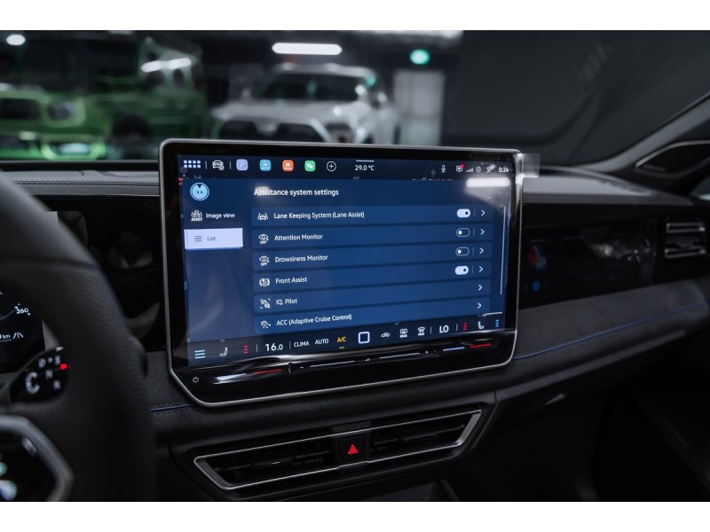 Volkswagen Tiguan R-Line Smart Leadership 2026