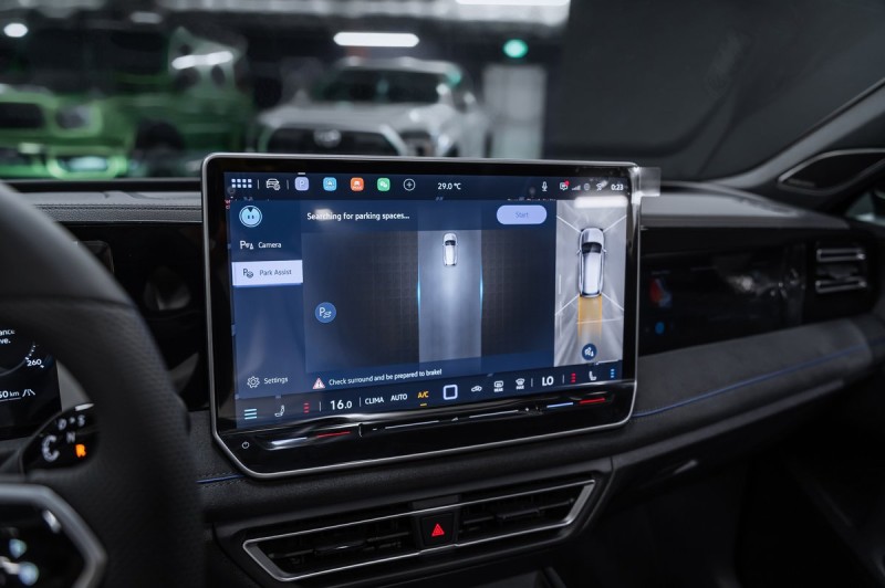 Volkswagen Tiguan R-Line Smart Leadership 2026