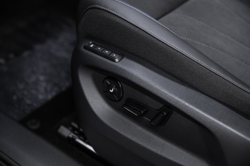 Volkswagen Tiguan R-Line Smart Leadership 2026