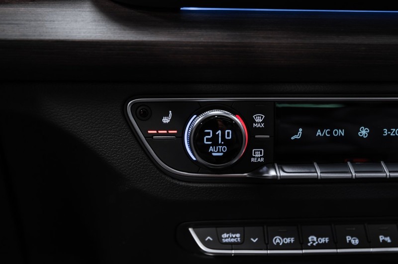Audi Q5 45 TFSI quattro Luxury Dynamic 2025