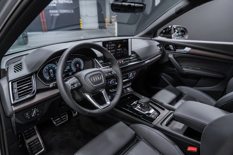 Audi Q5 45 TFSI quattro Luxury Dynamic 2025