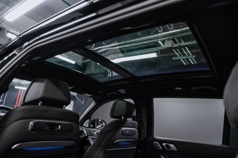 BMW X7  2025