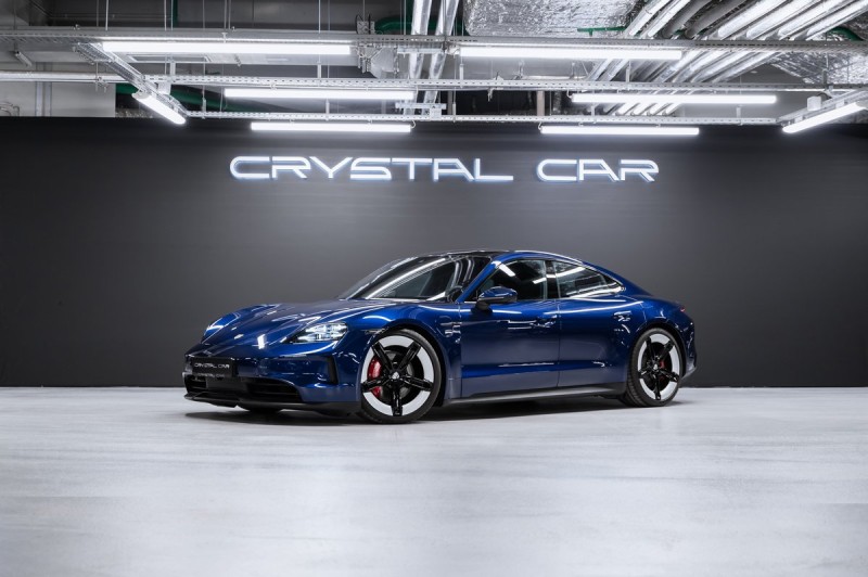 Porsche Taycan 4S 2024