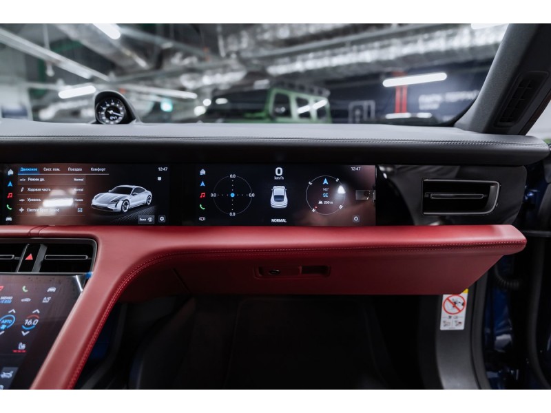 Porsche Taycan 4S 2024