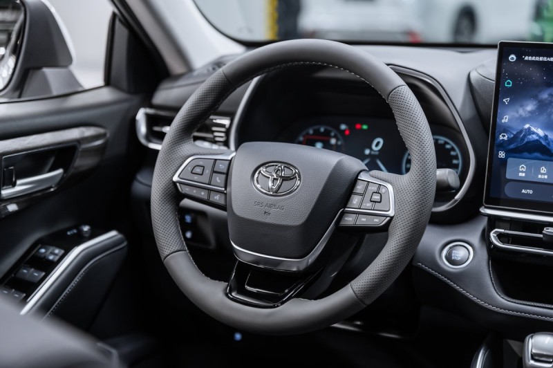 Toyota Highlander Supreme 2026