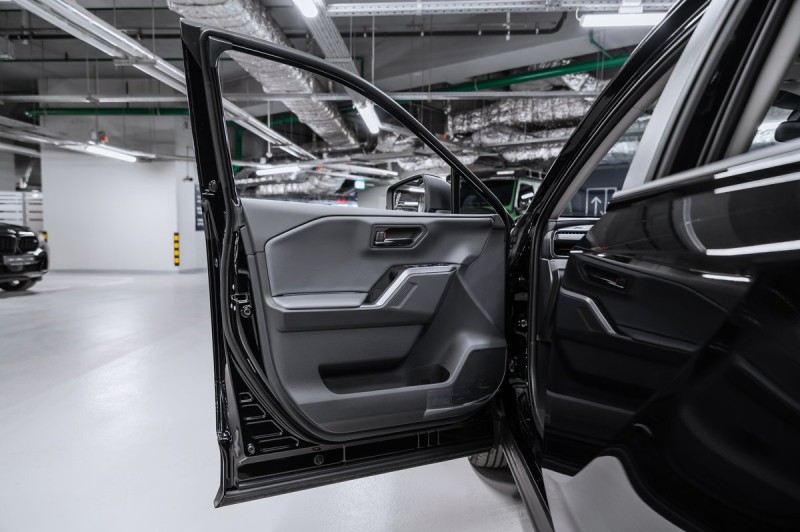 Toyota RAV4 Luxury 2026