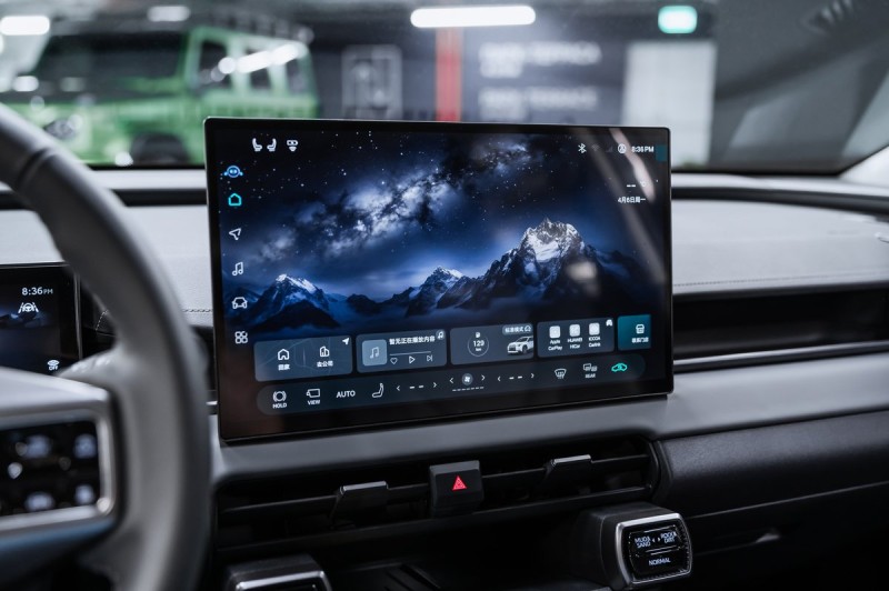 Toyota RAV4 Luxury 2026