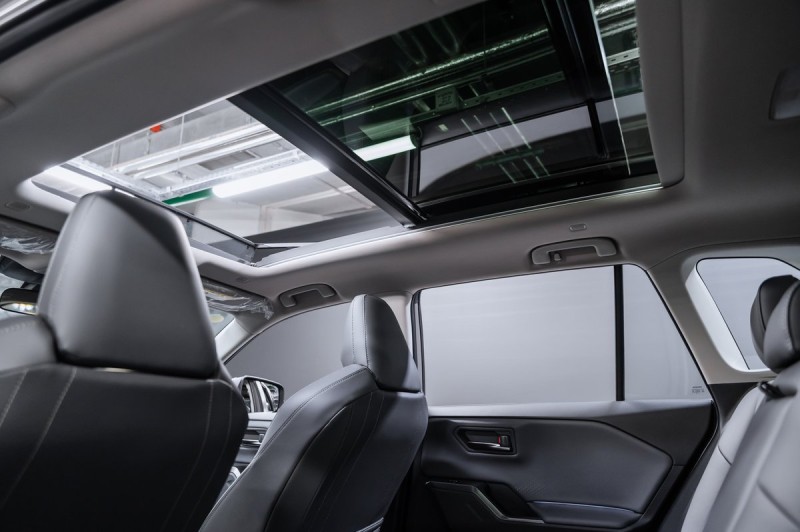 Toyota RAV4 Luxury 2026