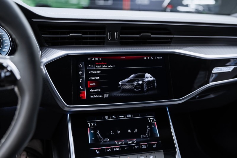 Audi A7 45 TFSI quattro S-line Farsighted 2025