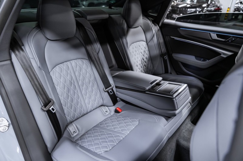 Audi A7 45 TFSI quattro S-line Farsighted 2025