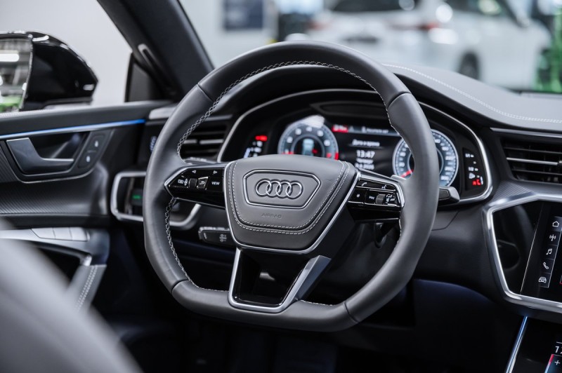 Audi A7 45 TFSI quattro S-line Farsighted 2025