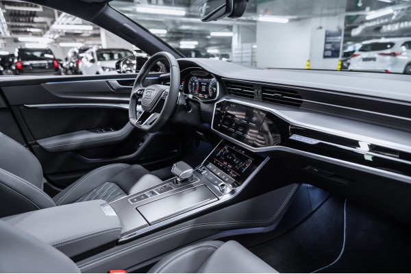 Audi A7 45 TFSI quattro S-line Farsighted 2025