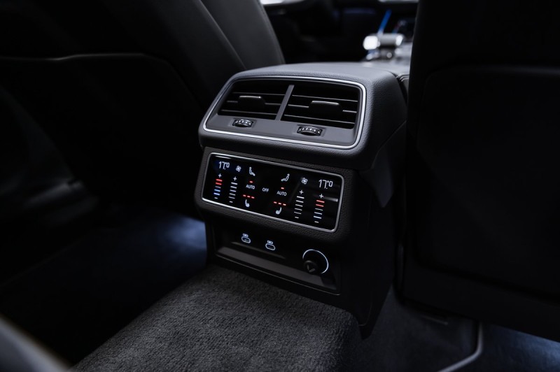 Audi A7 45 TFSI quattro S-line Farsighted 2025