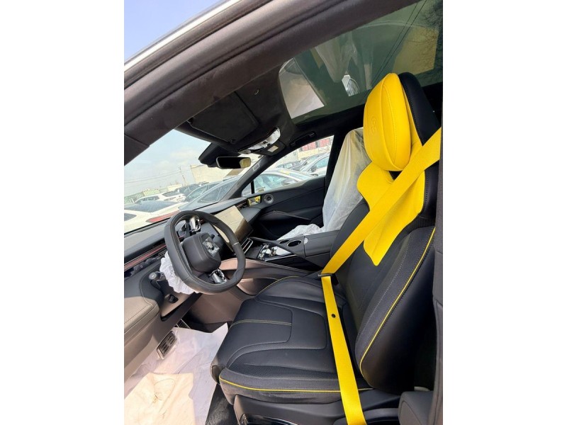 Lotus Eletre R+ 2026