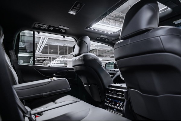 Lexus LX Boundary 2025