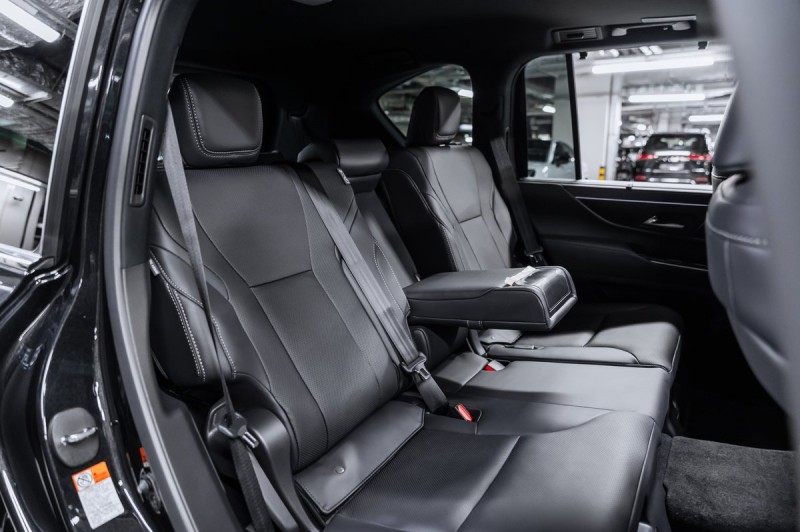 Lexus LX Boundary 2025