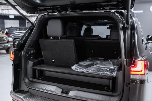 Lexus LX Boundary 2025