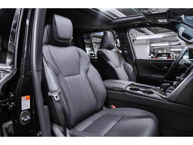 Lexus LX Boundary 2025