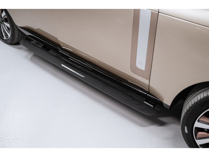 Land Rover Range Rover SV 2025
