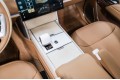 Land Rover Range Rover SV 2025