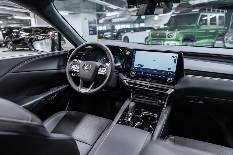 Lexus RX Enjoy 2025