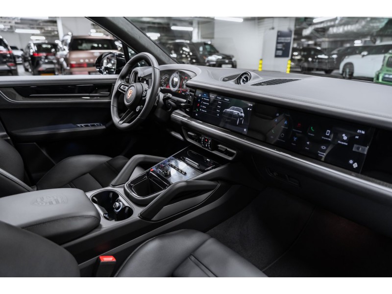Porsche Cayenne Базовая 2026