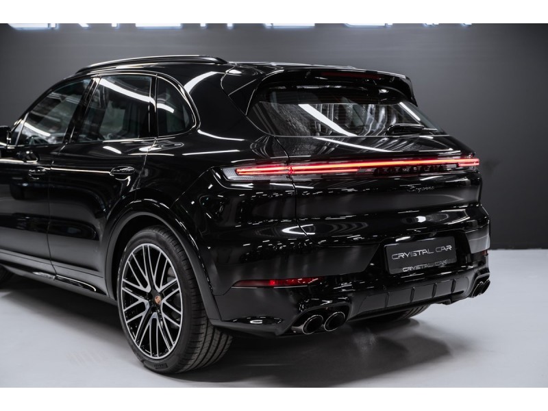 Porsche Cayenne Базовая 2026