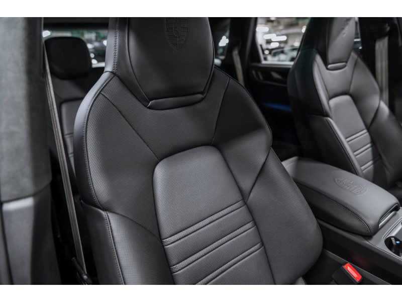 Porsche Cayenne Базовая 2026