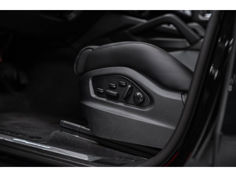 Porsche Cayenne Базовая 2026