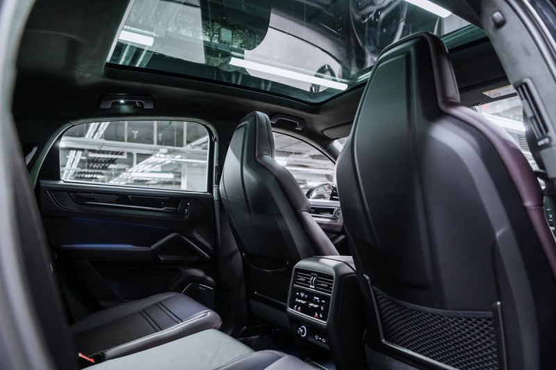 Porsche Cayenne GTS Coupé 2026