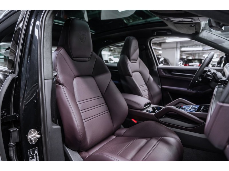 Porsche Cayenne GTS Coupé 2026