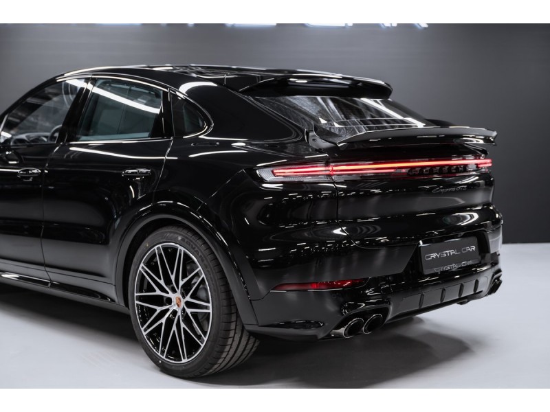 Porsche Cayenne GTS Coupé 2026