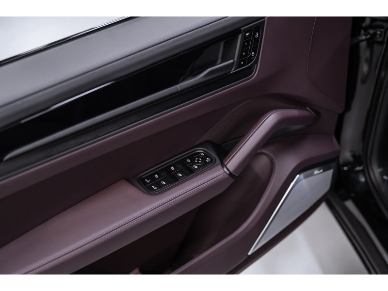 Porsche Cayenne GTS Coupé 2026